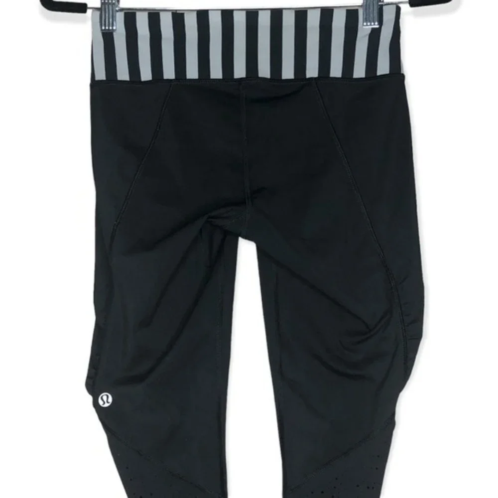 Lululemon Cropped Leggings Water Bound Size 4